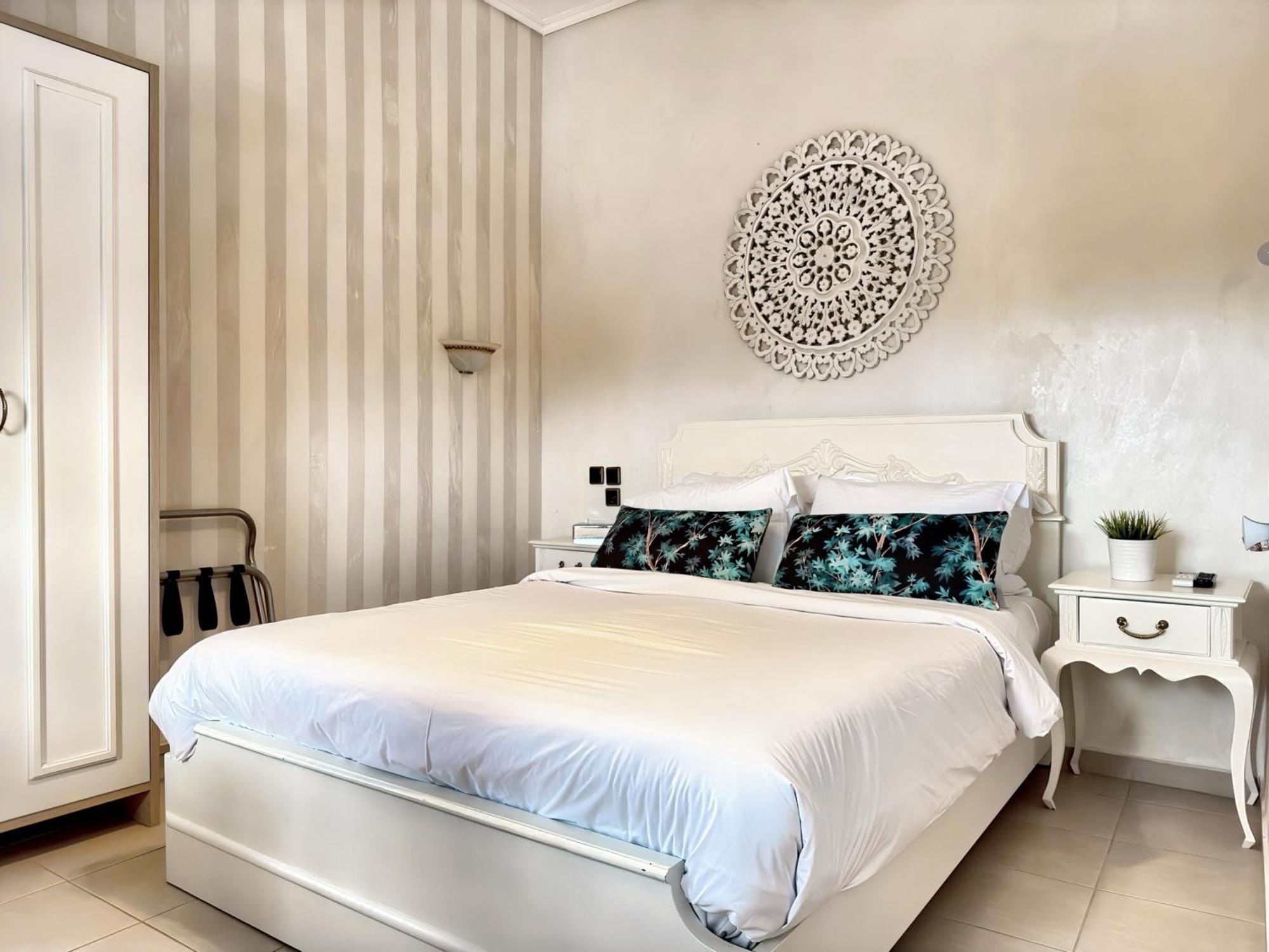 Panorama Suites & Spa - Adults Only Stomion  Bilik gambar
